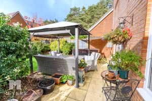 Photo 11- click for photo gallery